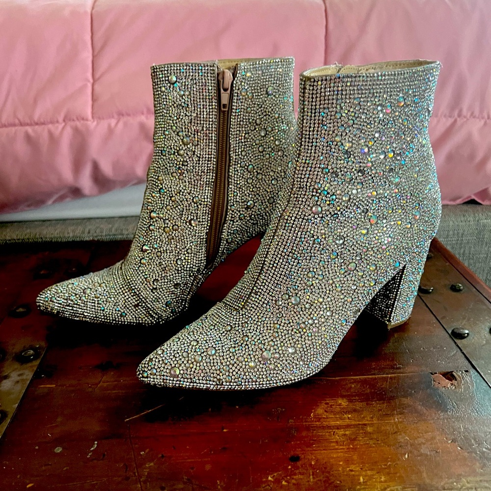 Size 7.5 Betsy Johnson rhinestone heels